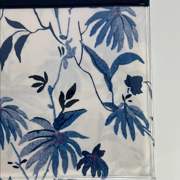 Ralph Lauren Adelaide King Duvet Cover Blue White Floral 108 x 96 NEW - Picture 10 of 12